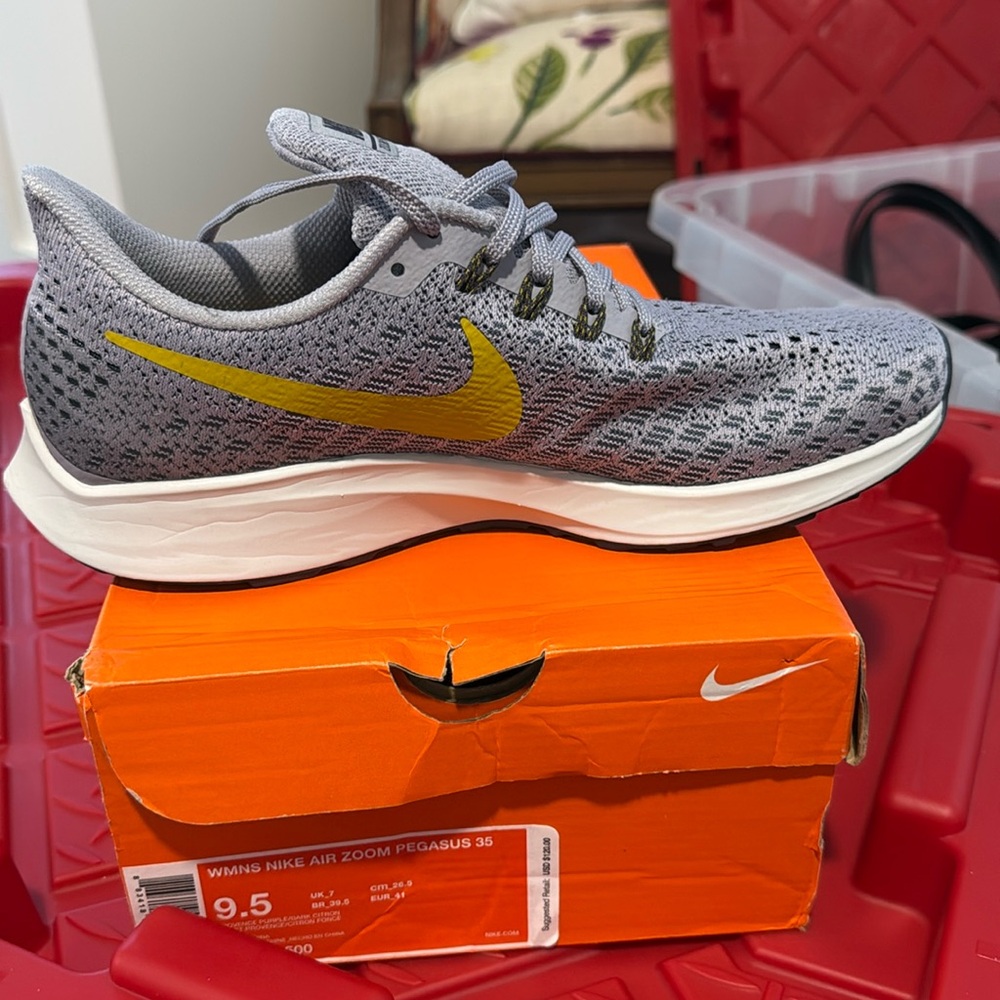 Nike Zoom 9.5 NIB